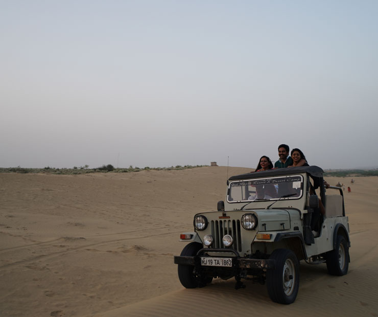 Jeep Safari in Jaisalmer - Lohagarh Desert Resort
